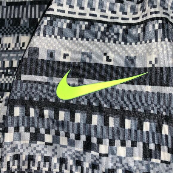 Nike Dri-Fit Gray, Black, White Pixel Stripe Print Half Zip Activewear Pullover - Picture 2 of 8